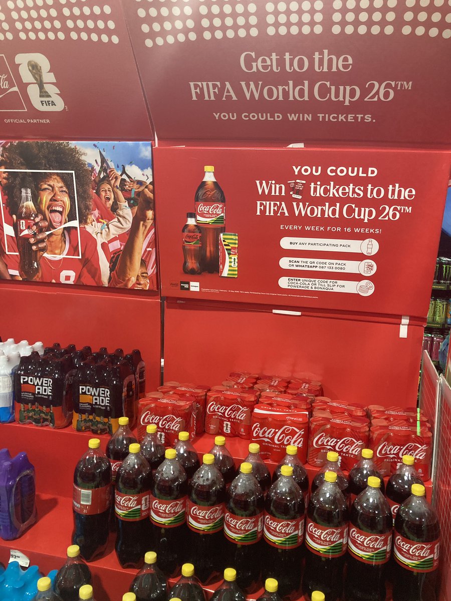 LipstickPainter tweet media