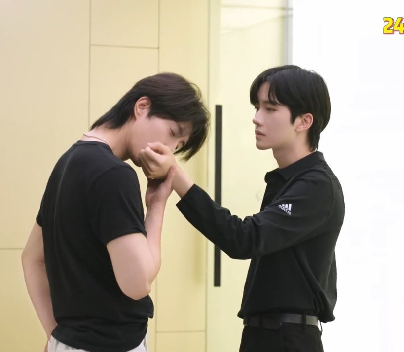 vanpuka 🌟🍂 tweet media