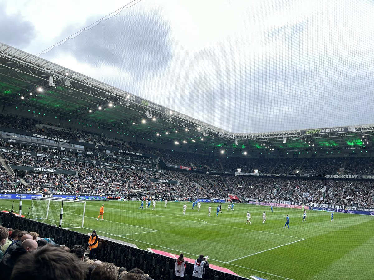 Martin van Elten tweet media