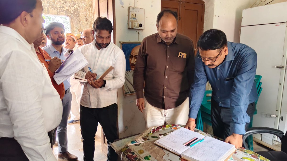 District Magistrate, Sant Kabir Nagar tweet media