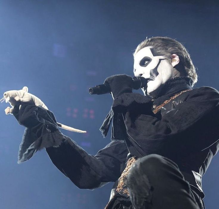 sulphur🧃 tweet media