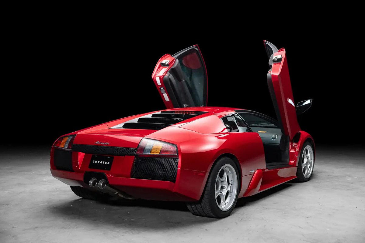 LamboCIub's tweet photo. Rosso Vik Murcielago https://t.co/8mvtSxFRnz