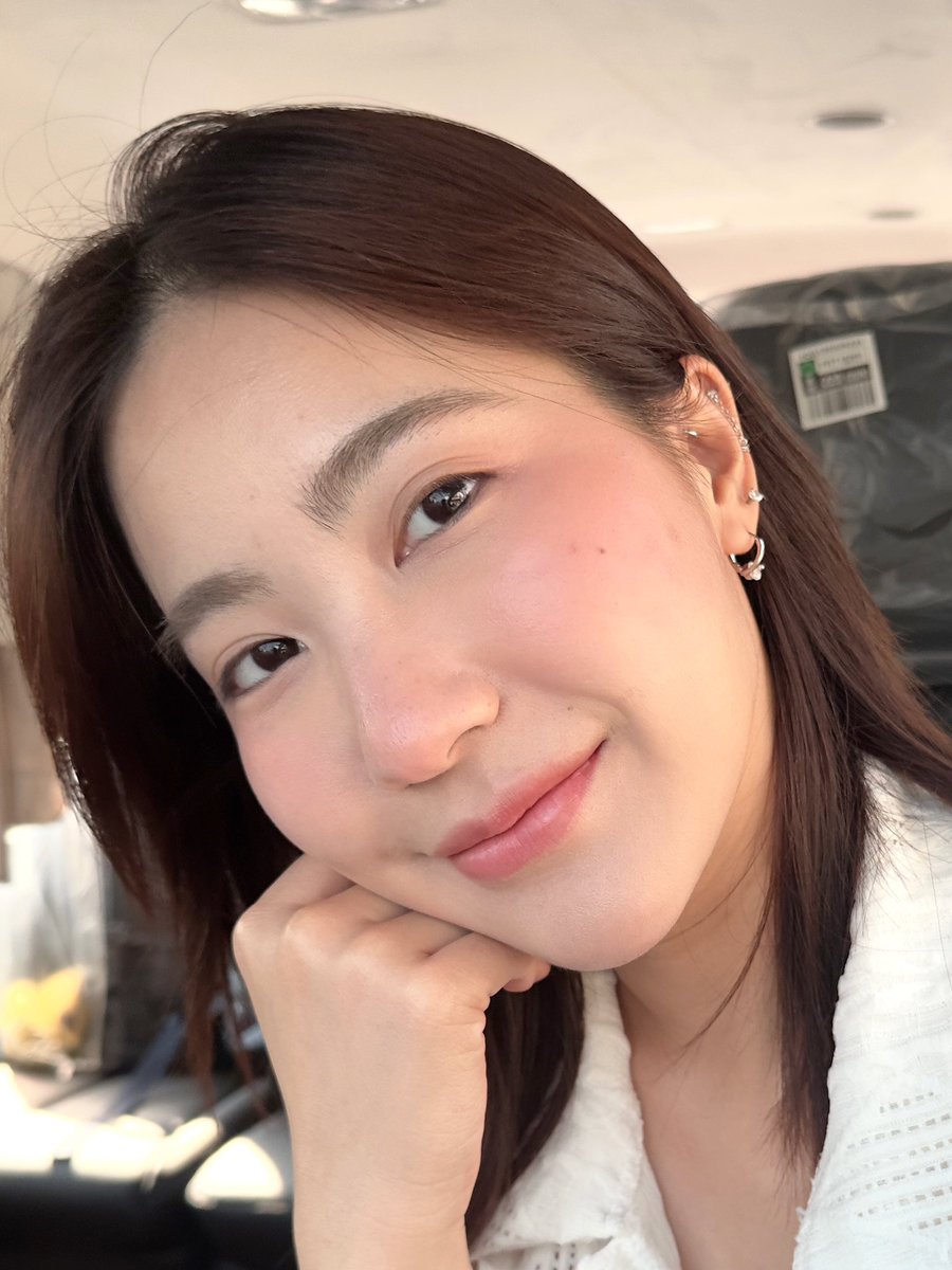 มนุษย์สำอาง tweet media
