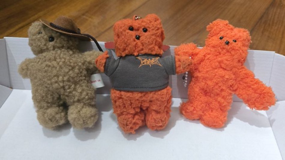 musiclOve 🧡 HWASA 🍉 #EndOccupation tweet media