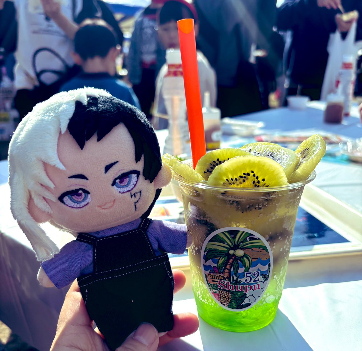 chro_m2's tweet photo. ゲンと龍水と大洗。
なかなか海がキレイで観覧車からの眺めも◎ https://t.co/RubHpvEAKO