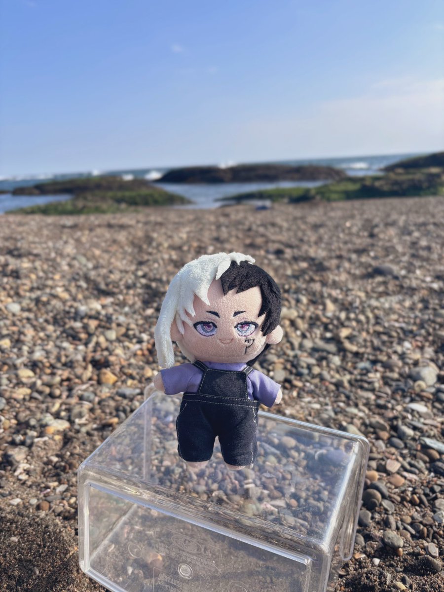chro_m2's tweet photo. ゲンと龍水と大洗。
なかなか海がキレイで観覧車からの眺めも◎ https://t.co/RubHpvEAKO