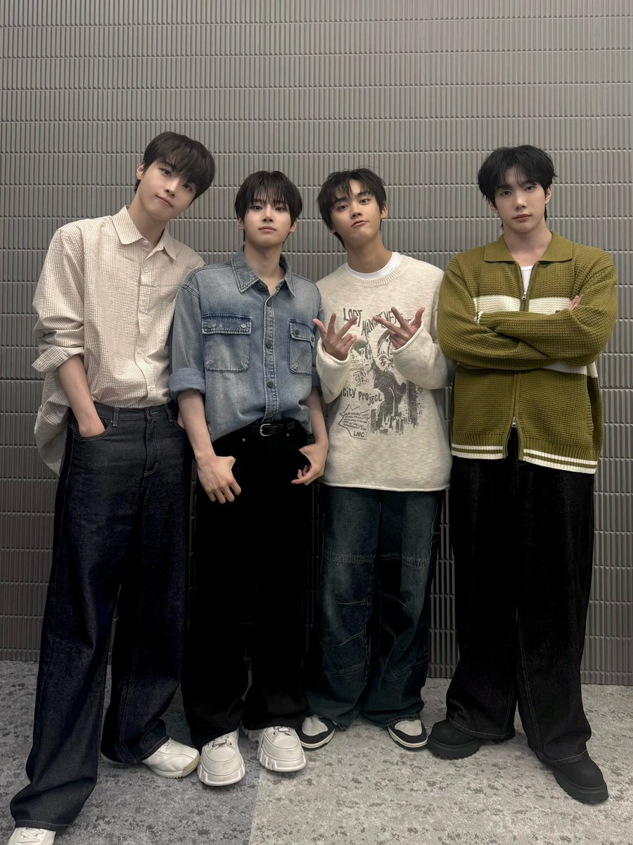 ONE PACT tweet media