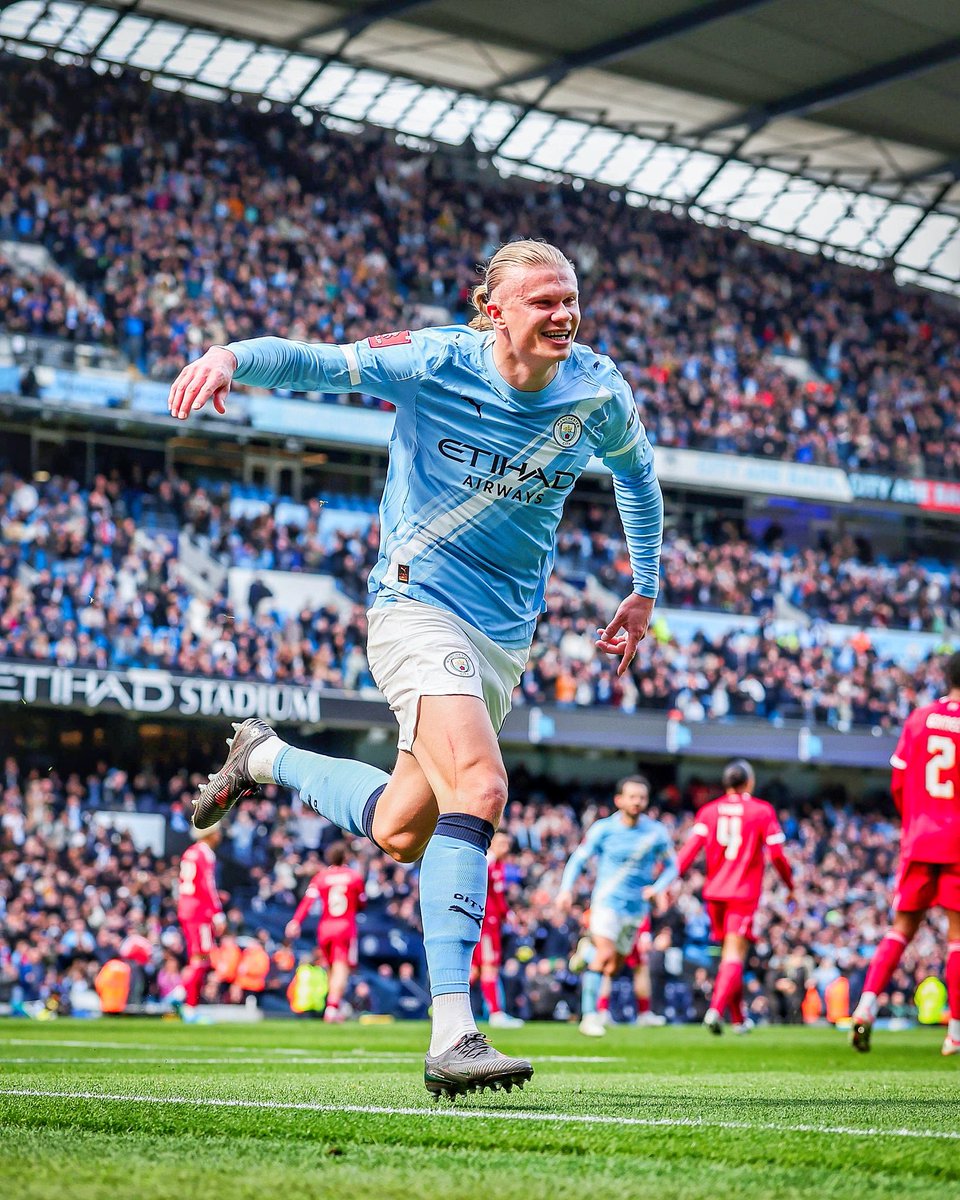 FansTribeHQ's tweet image. Erling Haaland with his 28th Career Hatrick as Manchester City smash Liverpool 4-0 to progress to the FA Cup semifinals 

#erlinghaaland #haaland #mancity #facup