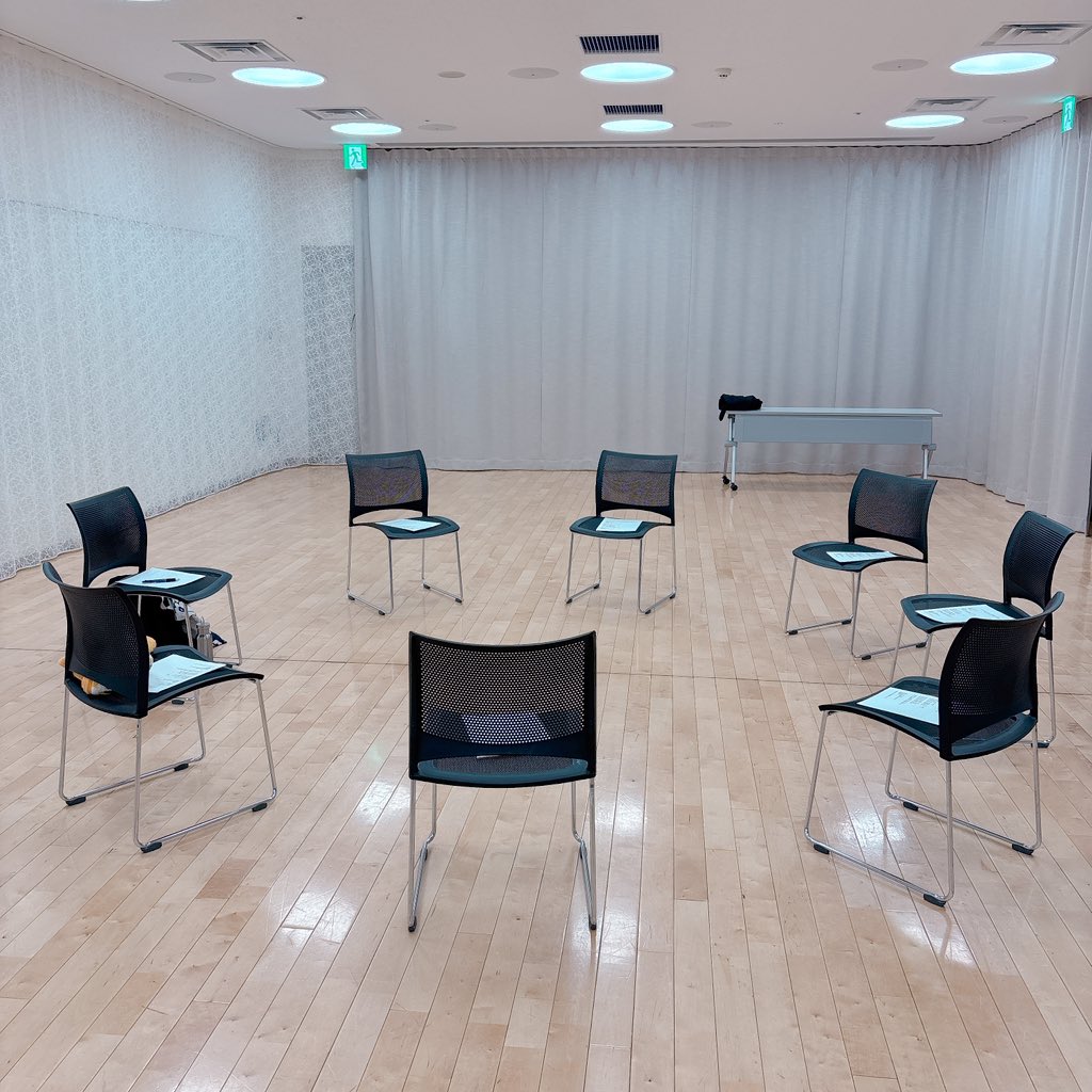 『アレクサンダーテクニークと身体のケア』の合宿の感想、シェアさせていただきます🙏
3日間のグループレッスンの内容の組み立て、どうしたらより実践的な内容で、アレクサンダーとセルフケアをお伝えできるか。
試行錯誤でしたが、私自身もかけがえのない経験となり、開催できて本当によかったです！