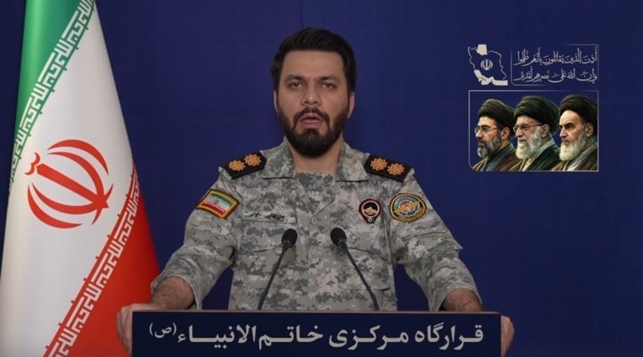 ألأحداث ألإيرانية بالعربية tweet media