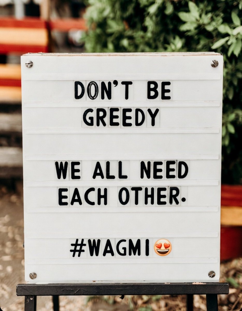 Mr. Roons tweet media