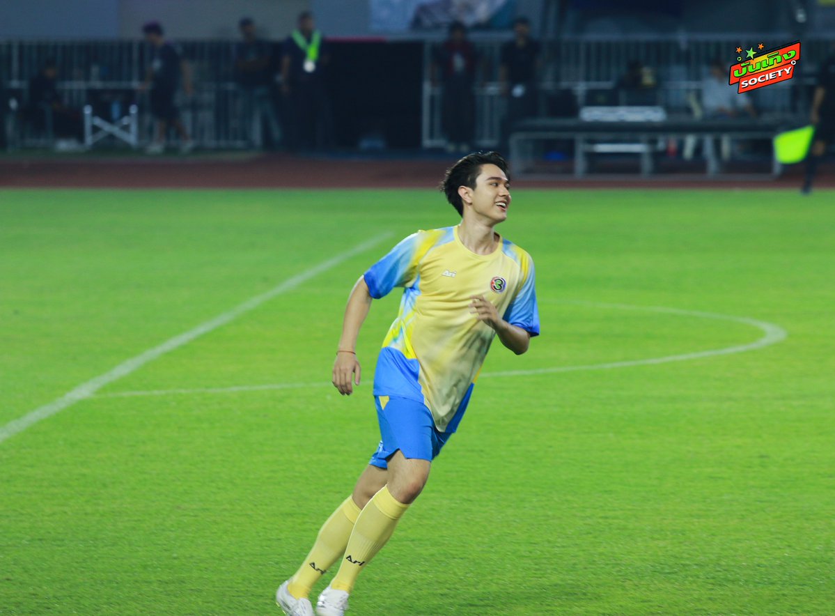 บันเทิง society tweet media