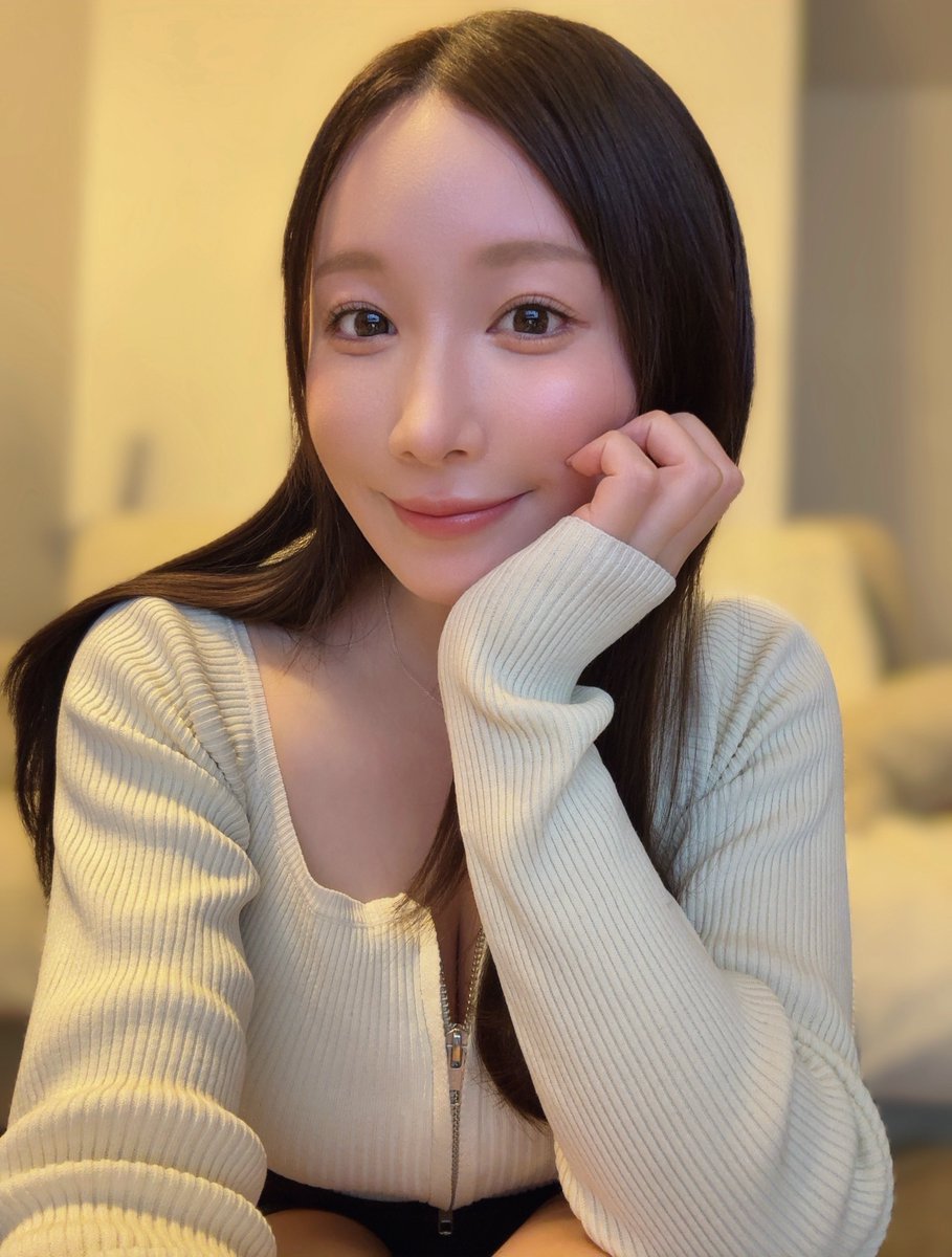 女神ジュン tweet media