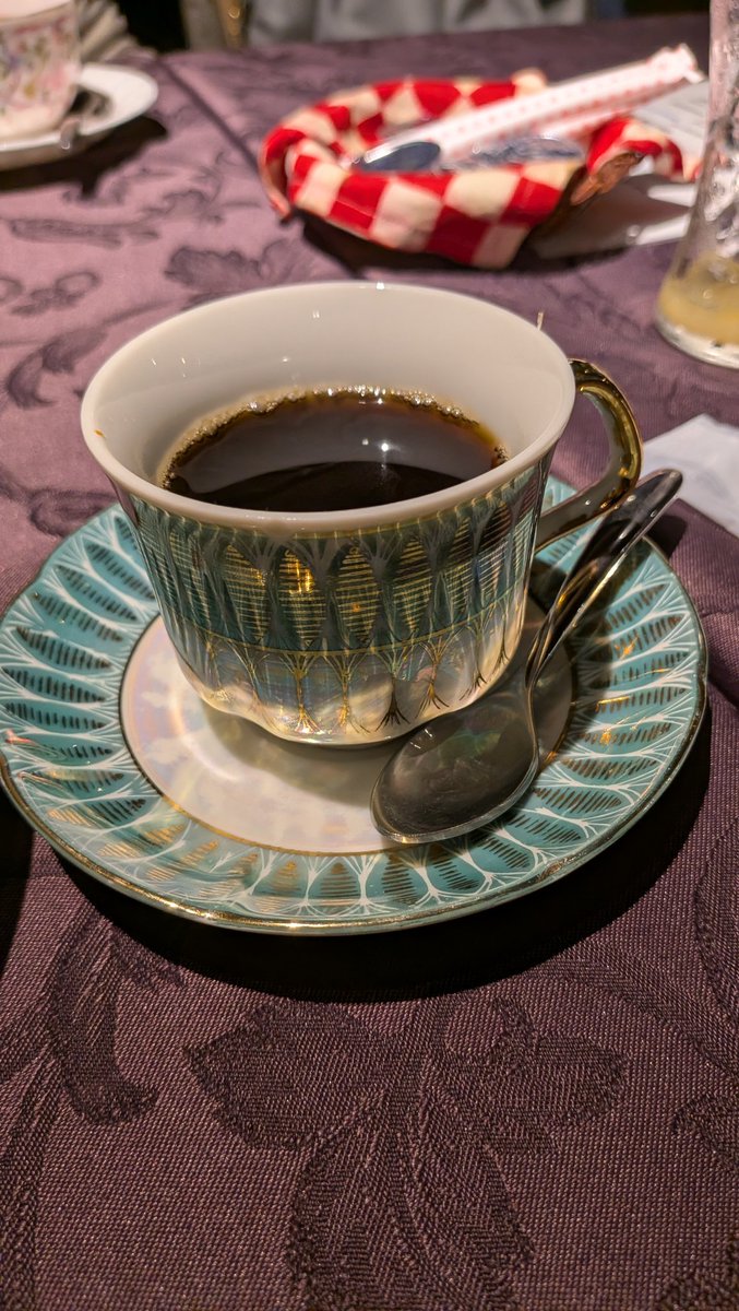 ねらず郎 tweet media