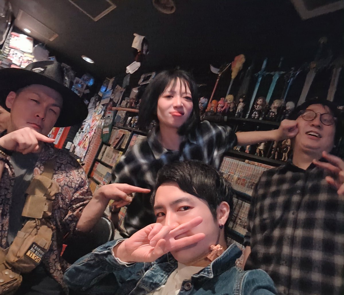 徳井いくと tweet media