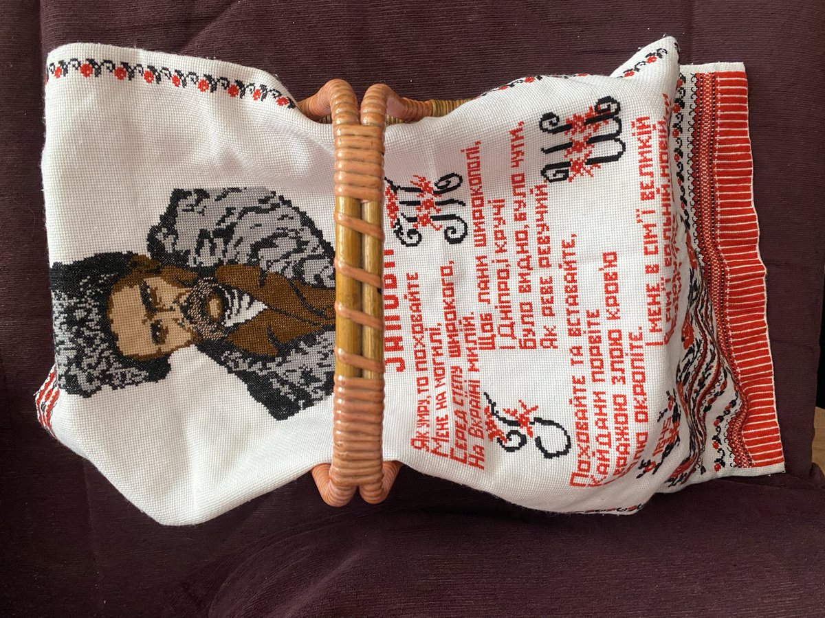 UkrainianH8125's tweet image. This is what my wife and daughter are taking to church to be blessed today - an #Easter #basket with #paska #bread, #eggs, #salami, #cheese, #tomato and #horseradish. We will eat this on Easter #Sunday morning #breakfast #London #UK