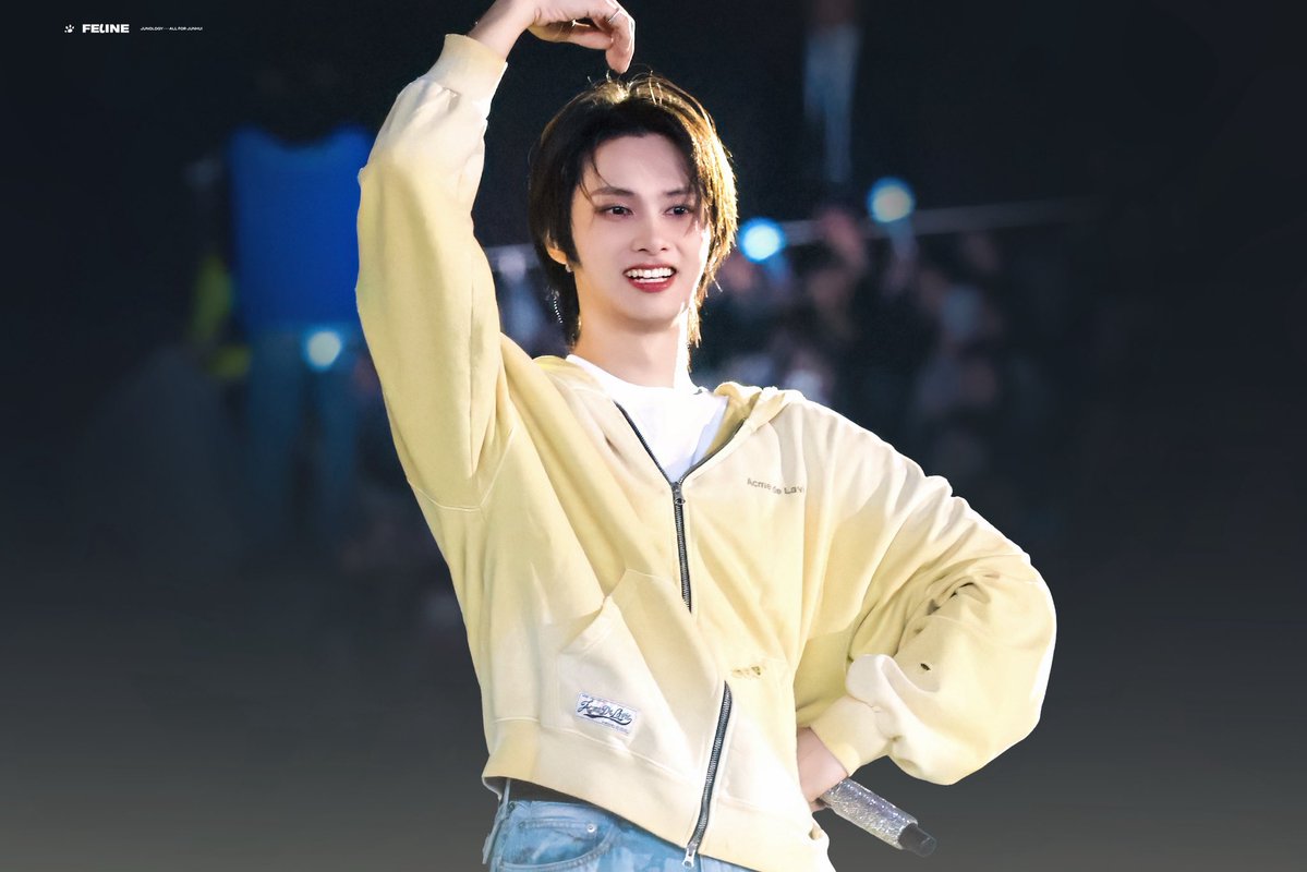 FELINE_JUNOLOGY tweet media