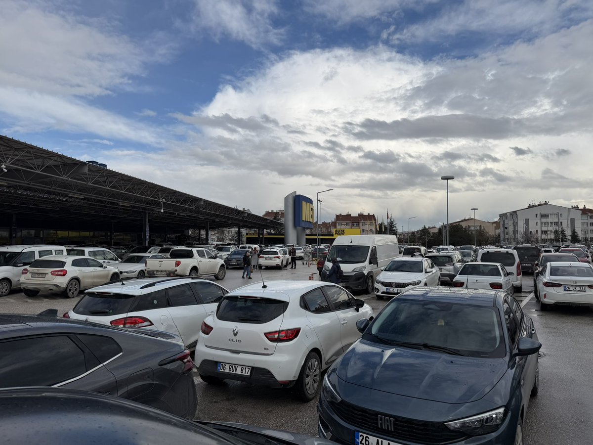 Lagrima Hacioglu tweet media