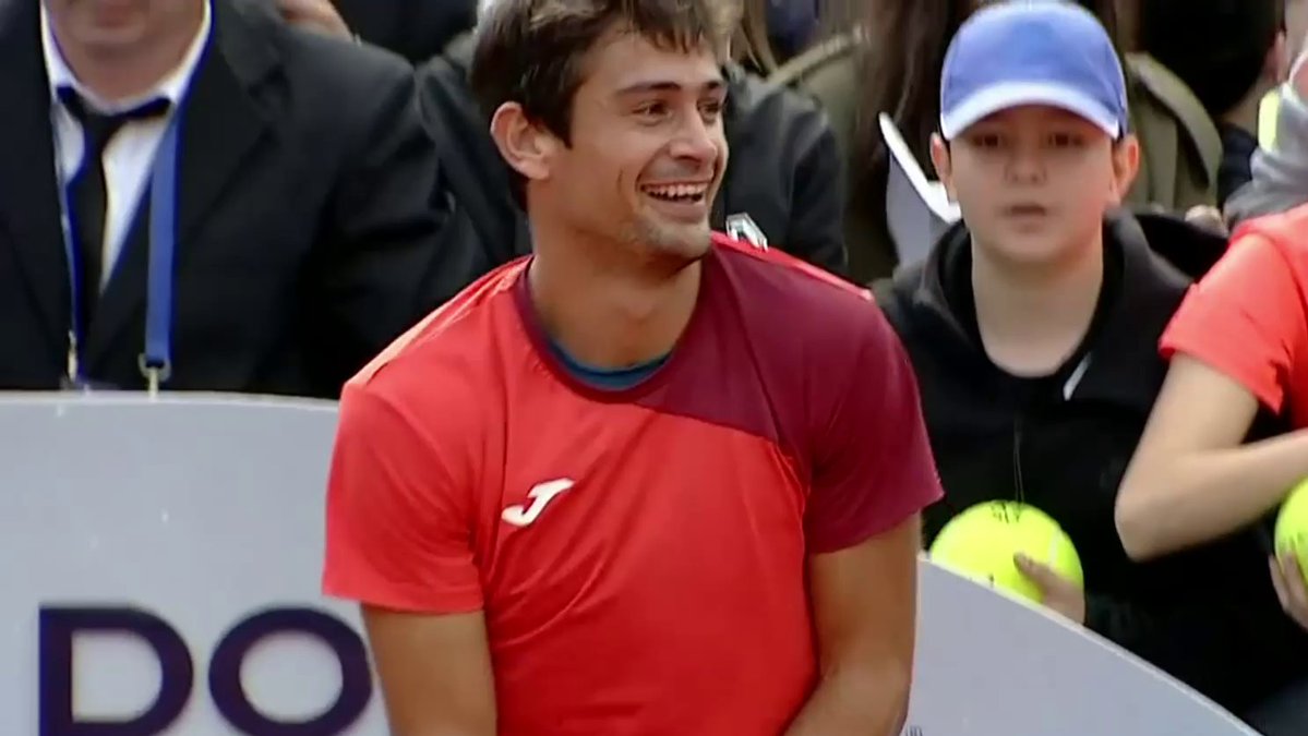 delfi 🐬 tweet media