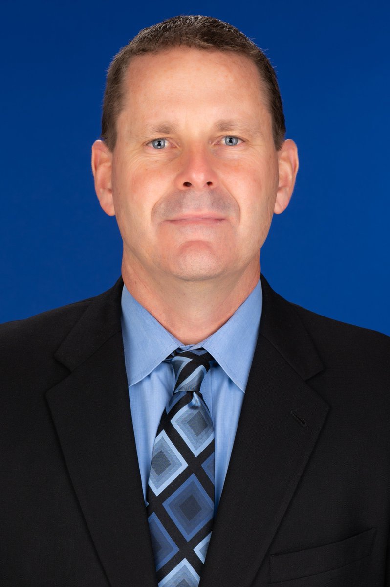 CFC_KC's tweet photo. Meet today's featured finalist for 2026 Sharon Thompson Metro KC Coach of the Year:      

Jeff Diskin: Pembroke Hill School    

Jeff's podcast interview: 
https://t.co/YbmEOwRf6s

Finalist profiles and link to voting page:

https://t.co/04cVNZaEHC https://t.co/LbK0BWhms3