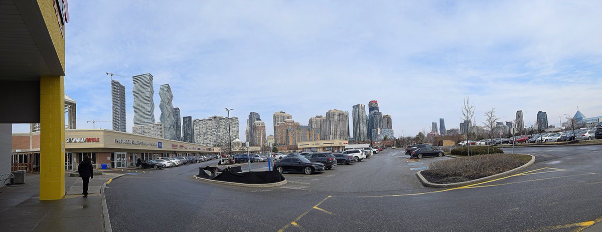 SojkaAnn's tweet photo. Theme Pano
Mississauga skyline
@DailyPicTheme2
@PanoPhotos
#DailyPictureTheme
#PanoPhotos
#ThePhotoHour https://t.co/Hbt1rOCU7w