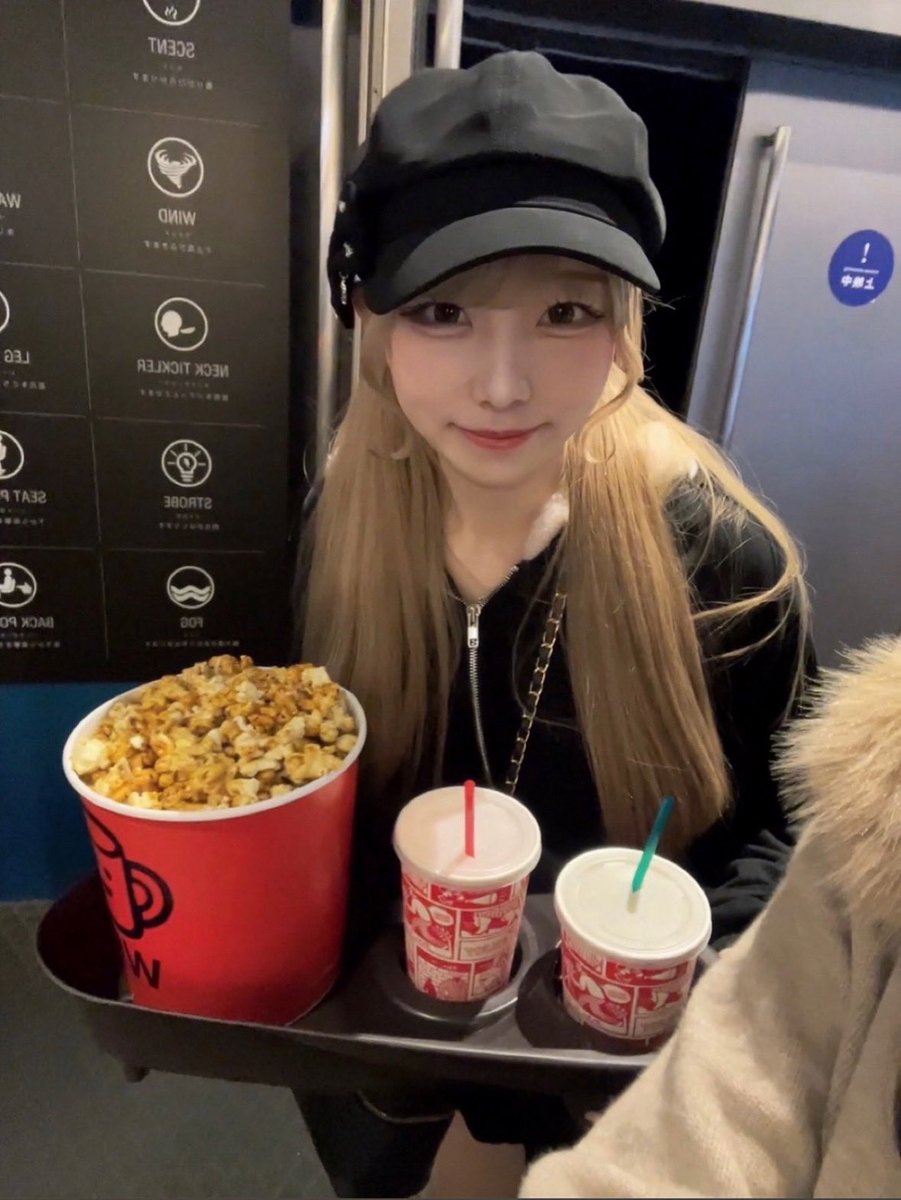 𝓂𝒾𝓊♥ tweet media