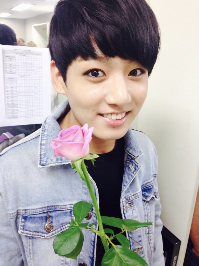 hourly oldies bts tweet media