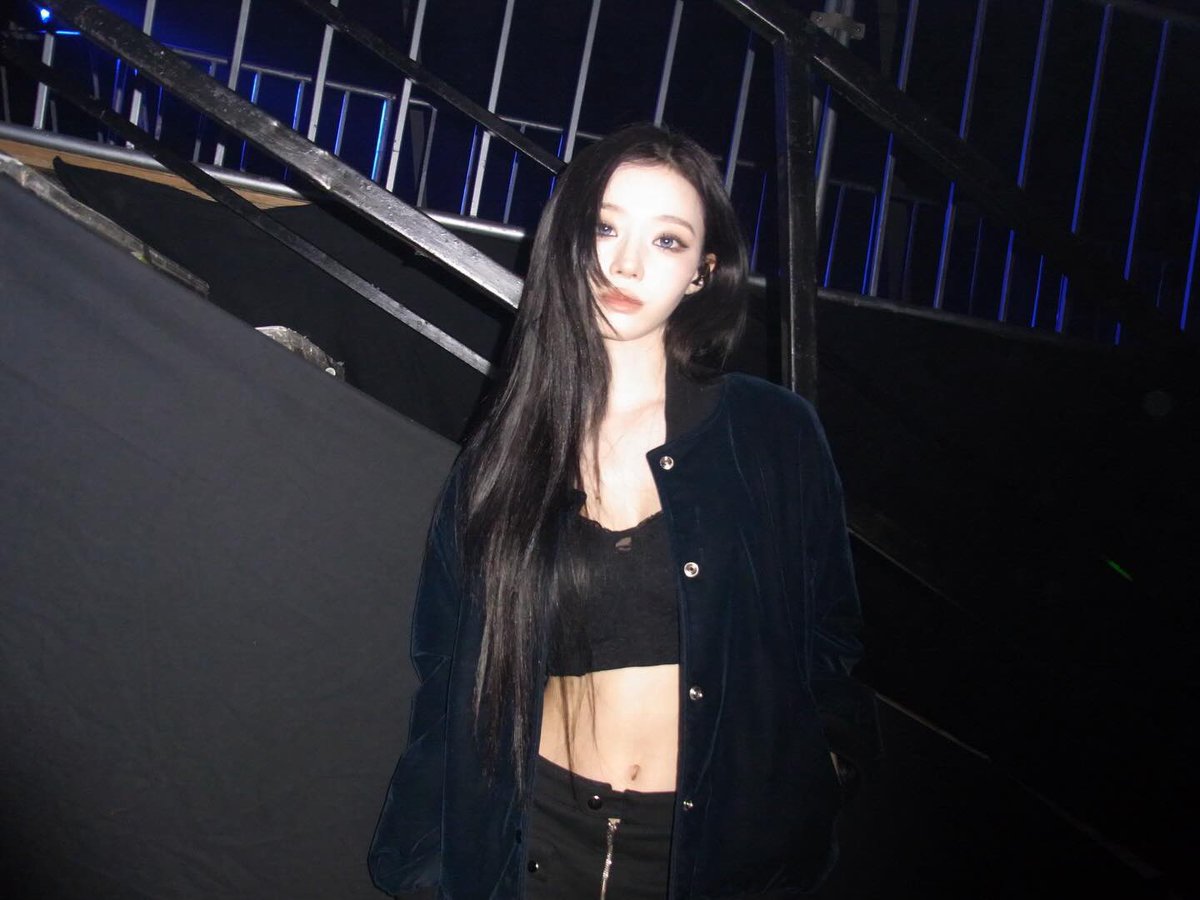 WINTER THAILAND tweet media