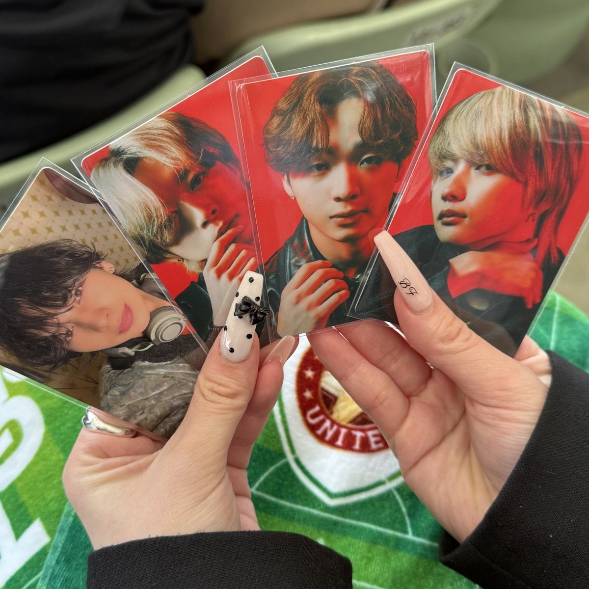 𝙢𝙞𝙣𝙖 tweet media