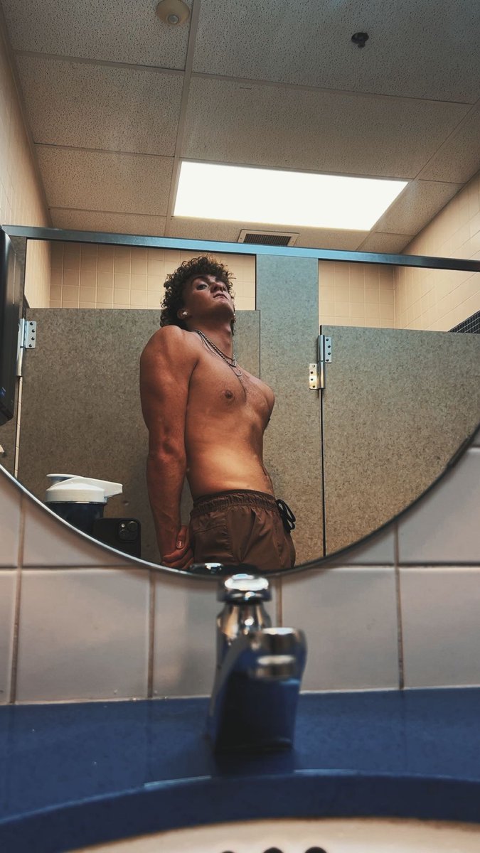 wildwillyn tweet media