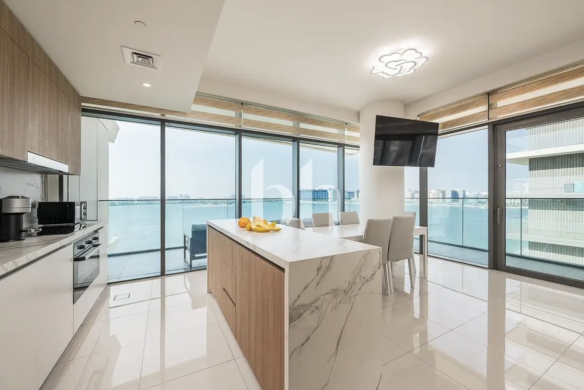 Panic Selling tweet media