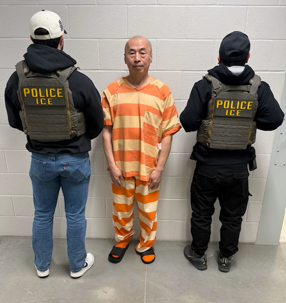 Jack14Nit's tweet photo. DETAINED: CONVICTED MURDERER FROM VIETNAM  Minh Tieu is a criminal illegal alien from Vietnam convicted of MURDER Jan. 26, 1996, in Fort Wayne, IN.   After serving over 25 years of his 45-year sentence in the slammer, he was released. Soon after, ICE placed Tieu on Alternatives to Detention.  Tieu violated ATD terms, so he was located by pinging his ankle monitor. ICE re-arrested him in March.   He has a final order of removal, but ICE is waiting on Vietnam to issue travel documents to affect his deportation home.