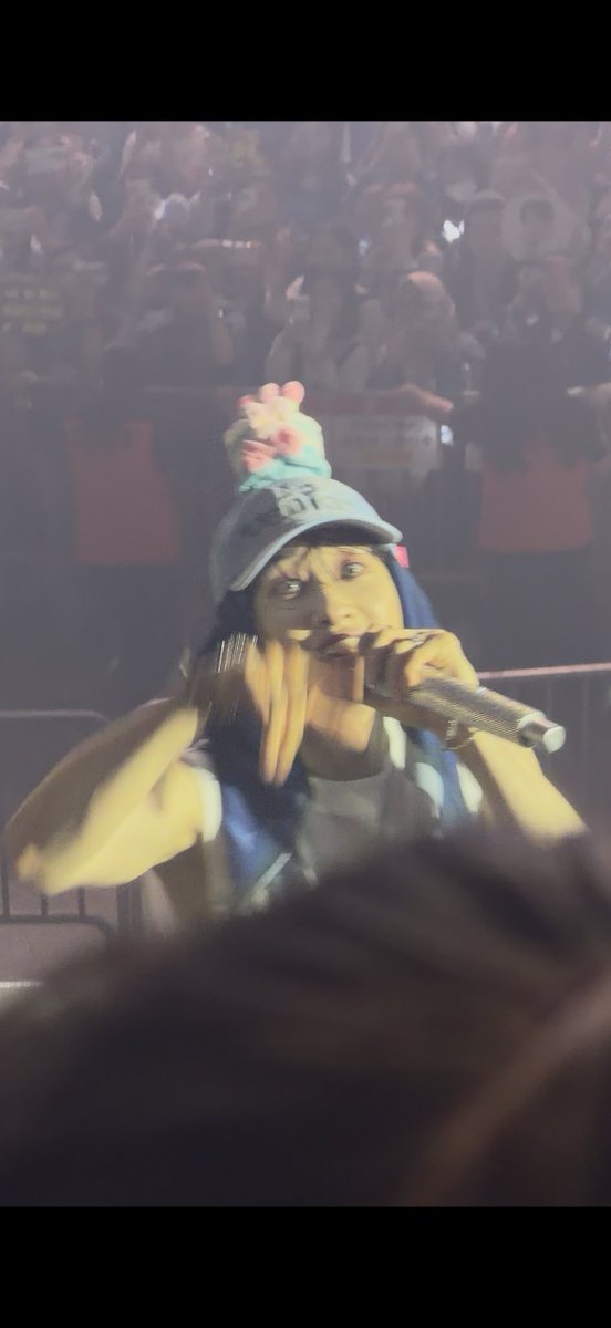 レラ教絢香← tweet media