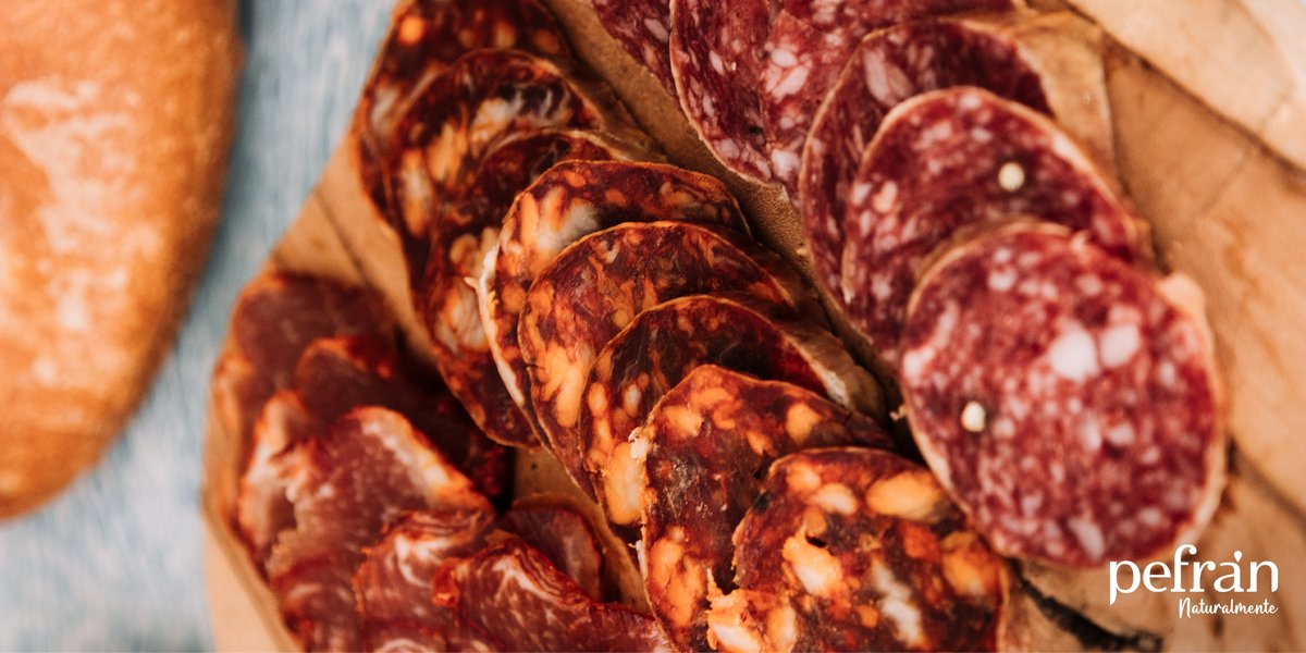 IbericosPefran's tweet image. #Lomo, #Chorizo y #Salchichón elaborados con cuidado, respetando los tiempos y el saber hacer que define a los ibéricos de siempre 🥰

Sabor, aroma y textura pensados para disfrutar cada bocado 😋

ibericospefran.com
#Pefrán #CalidadPefrán #EmbutidosIbéricos