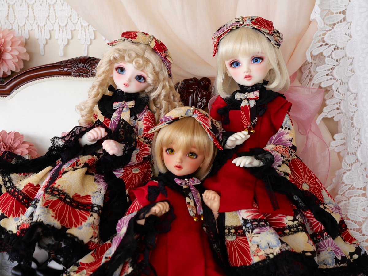 今日は少しの時間だったけど、お里でお友達とDSDの千歳飴ドレス合わせができて楽しかった😊💕クロリスさん<a href="/Chloris_doll/">Chloris</a> の千歳飴ドレスがめちゃくちゃ可愛いくてみんな最高に輝いてました😆✨✨