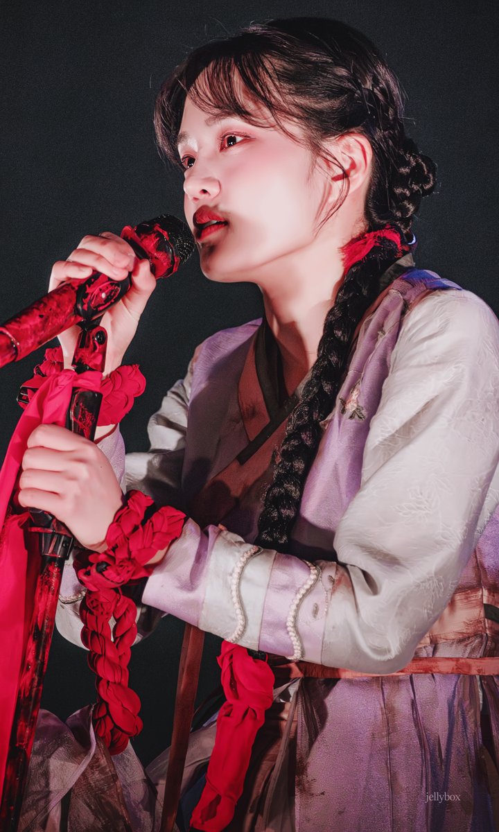 ᴊᴇʟʟʏ ʙᴏx tweet media