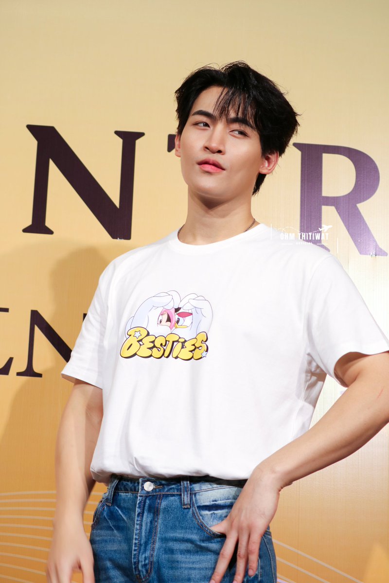 OhmThitiwat Official tweet media