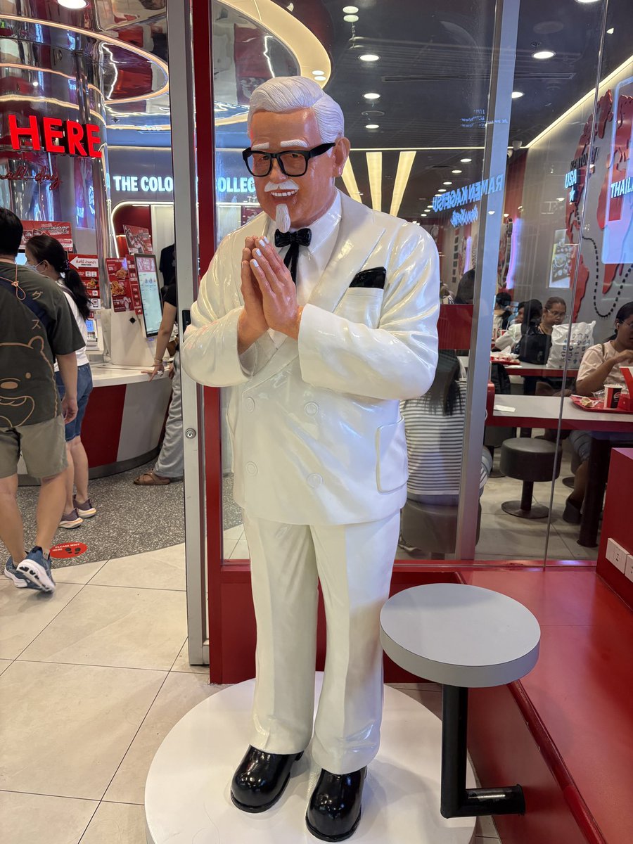 ソフビ屋のエンビー tweet media