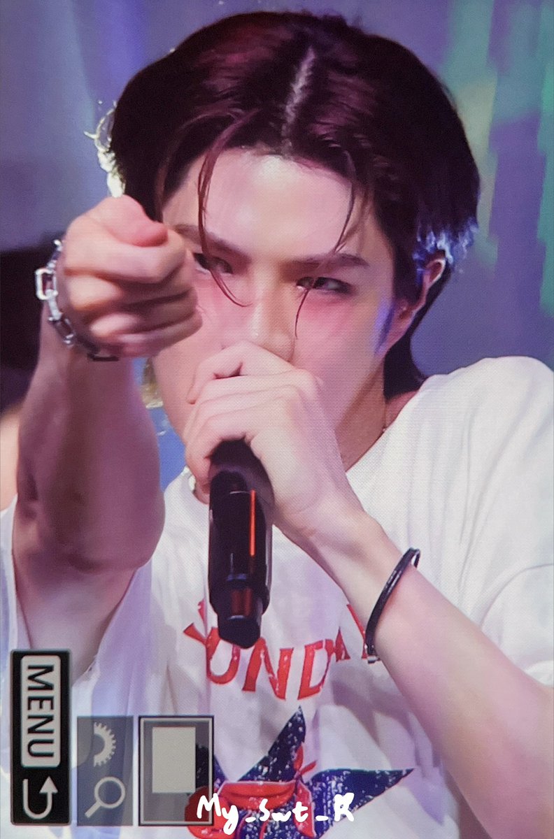 𝓝 ♡.♡ tweet media