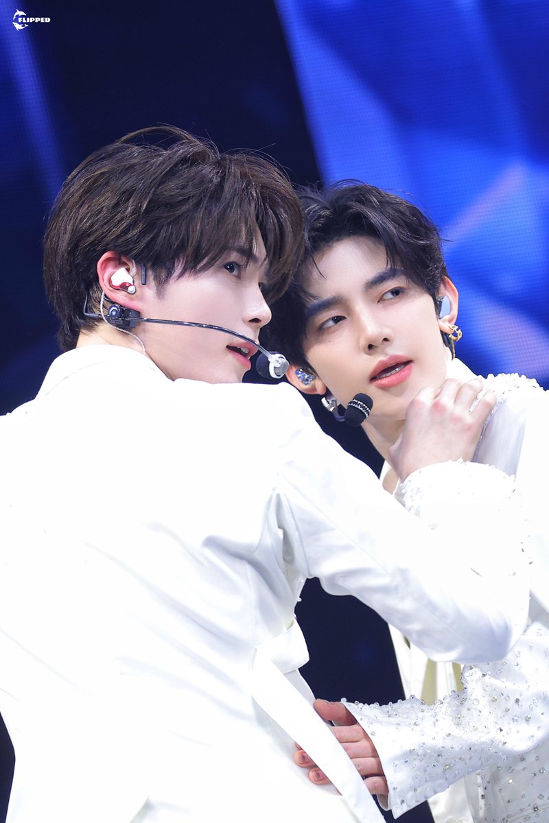 flipped_bbhh's tweet photo. 260314 앵콜 HQ

iconik! 너무 잘 어울려!!

#장하오 #ZHANGHAO #章昊 #ジャンハオ
#성한빈 #SUNGHANBIN #成韩彬 #ソンハンビン
#ZB1 #ZEROBASEONE  #제로베이스원 https://t.co/MVOPqIQebz