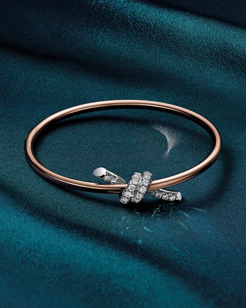 Tiffany & Co. tweet media