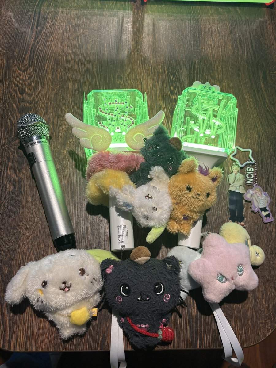 な~୨୧⑅* tweet media