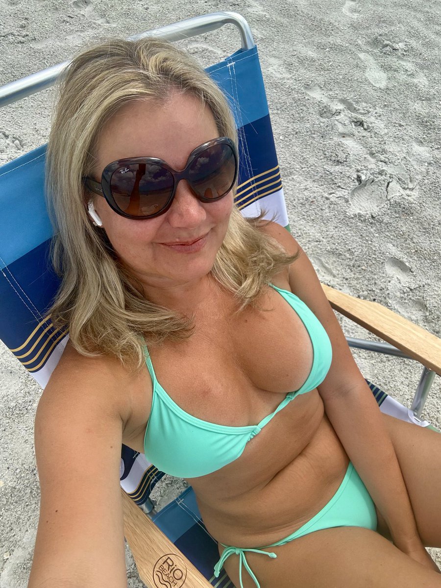 twright55's tweet image. KSA very soon will were bikini 👙 with thongs like on #MiamiBeach 🏖️. Not surfing 🏄!