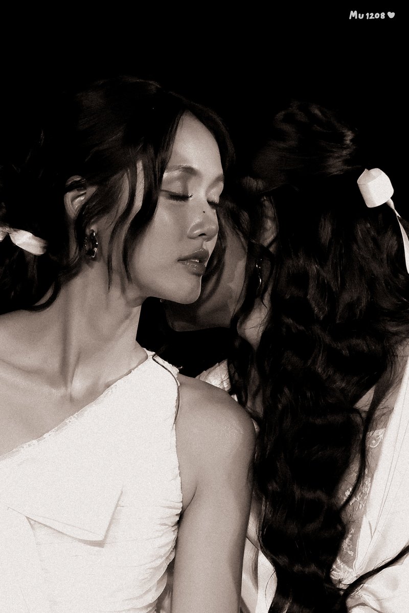 Evelyn Mu tweet media