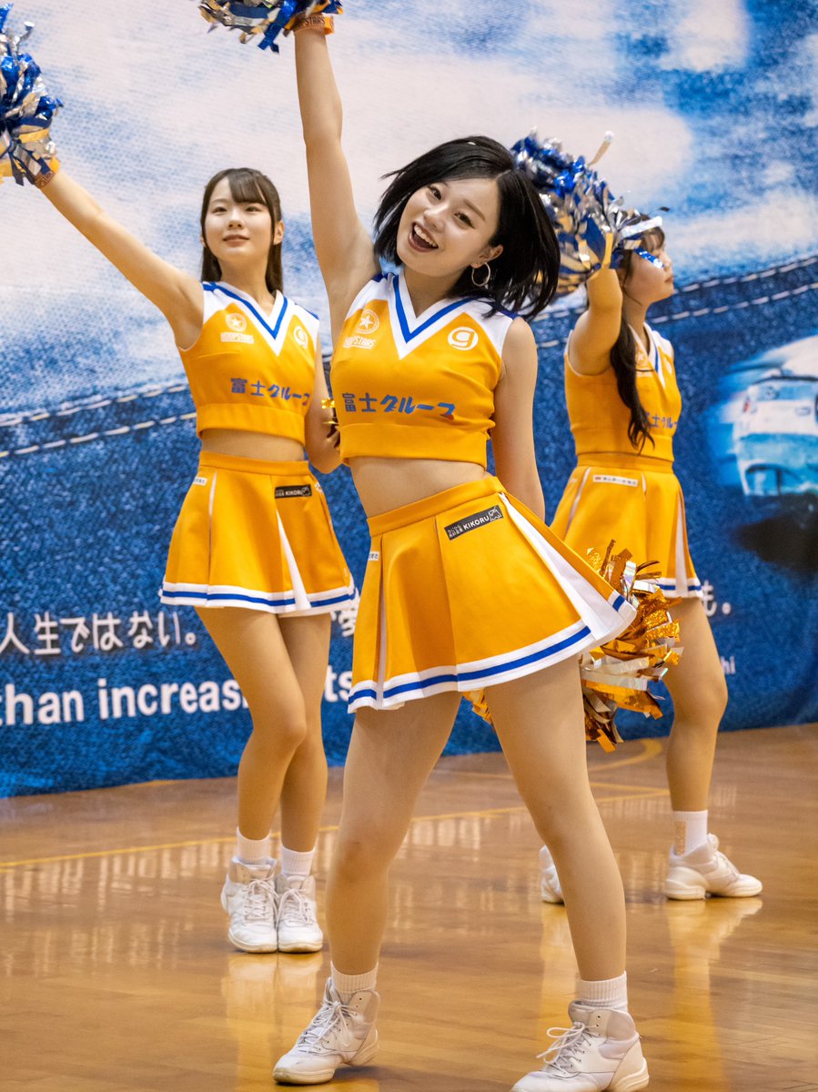 hide_hm_sports's tweet photo. トライフープ岡山専属チアさん
hoopstars !!
ボクが現地行き出した頃からのベテランチアのAIちゃん NIINAちゃんご卒業で見納めとなりました...楽しみ延長戦プレーオフも皆様が応援出来るようアウェーも勝って津山になる事を願ってます!たくさん楽しませてくれて本当にありがとうね♪
#hoopstars https://t.co/kVijaJerTC