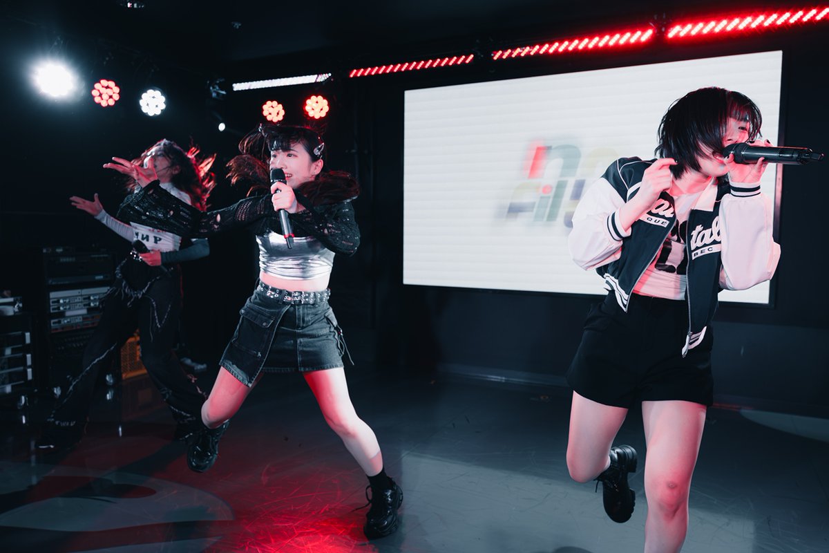 団結カメラ tweet media