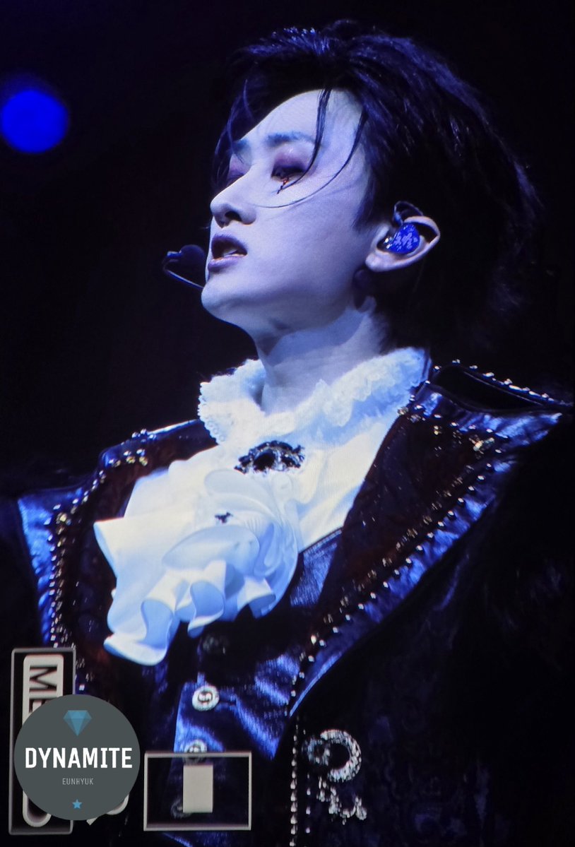 DYNAMITE💎 tweet media