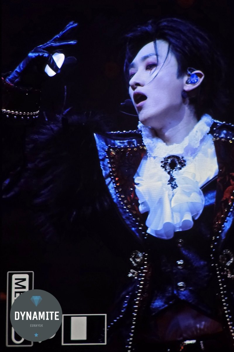 DYNAMITE💎 tweet media