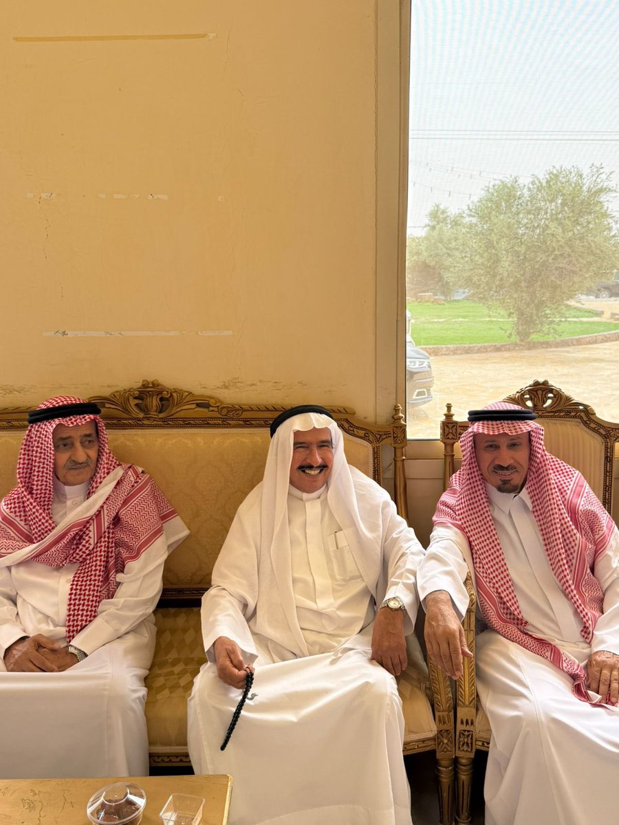 عائلة المدبل tweet media