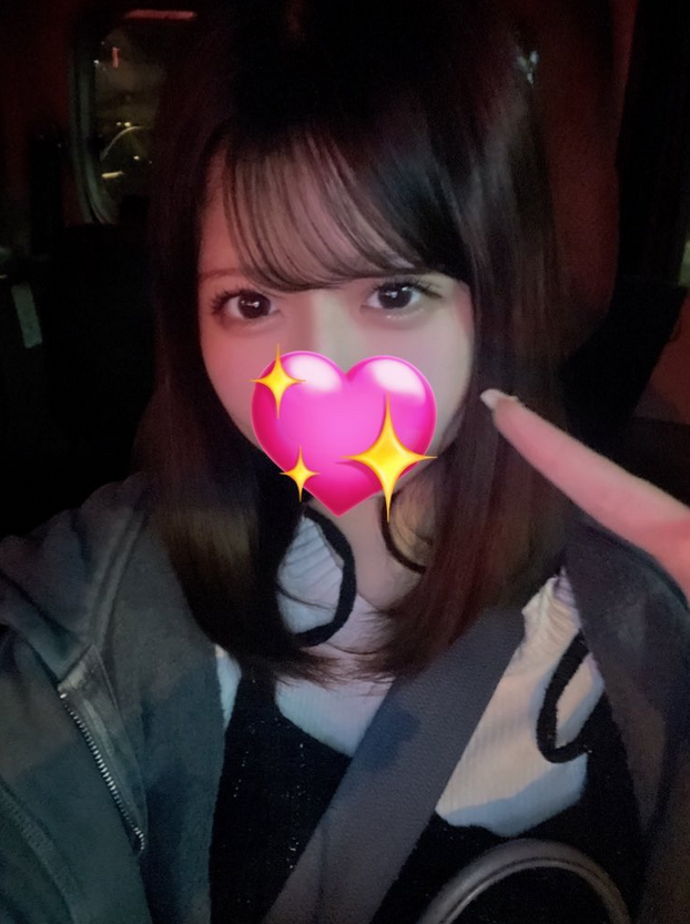 まりな tweet media